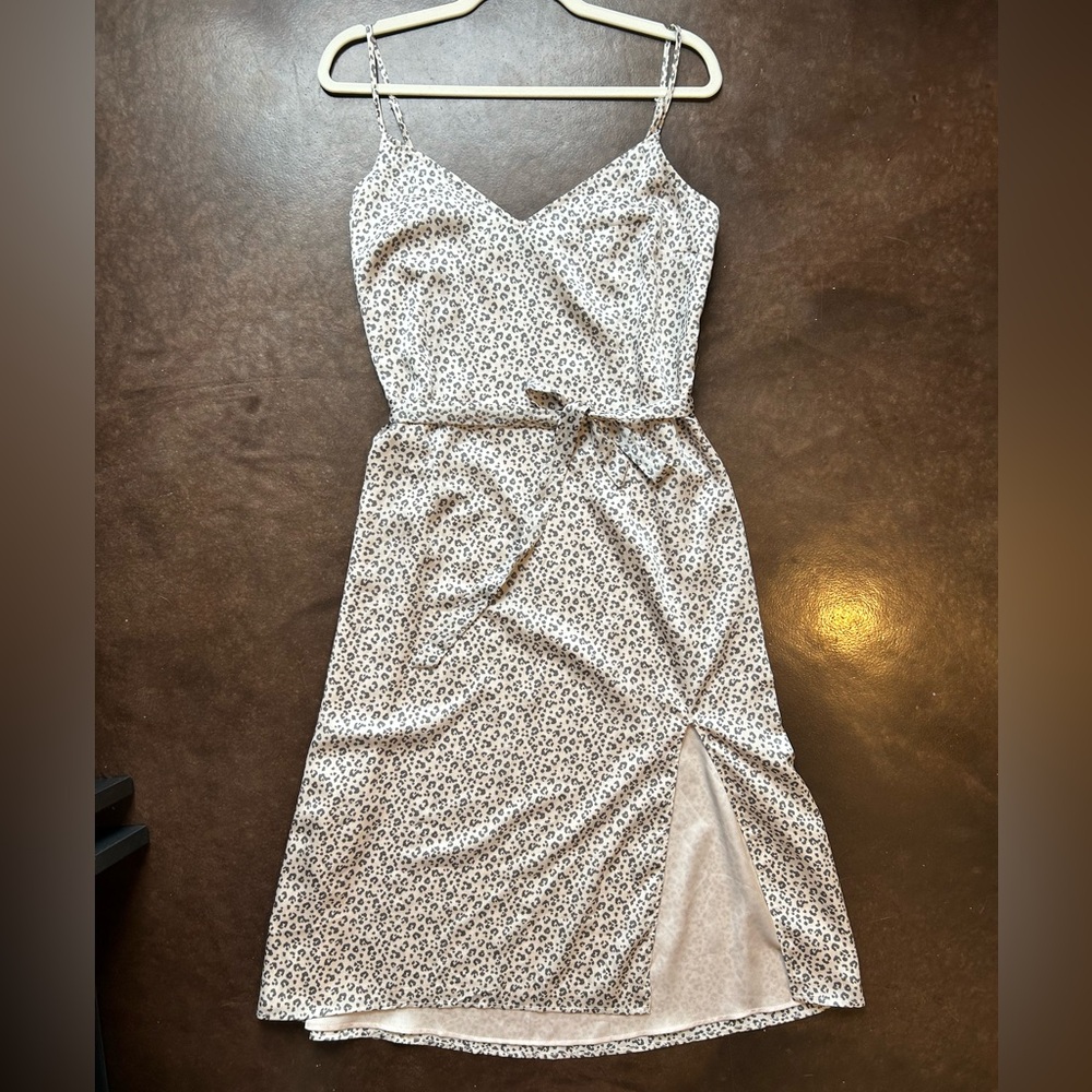Abercrombie & Fitch leopard print midi slip dress with thigh slit- size XL